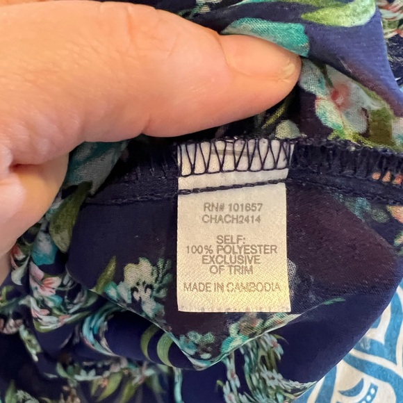 CHARMING CHARLIE SIZE L LARGE NAVY FLORAL SHEER CROCHET ADORABLE SHIRT TOP 203 - Picture 9 of 12